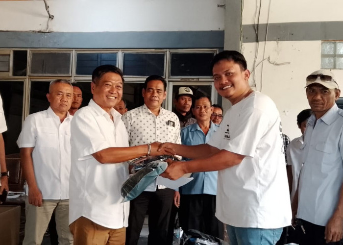 Perkuat Keselamatan Buruh, Koperasi TKBM Pelabuhan Panjang Bagikan APD