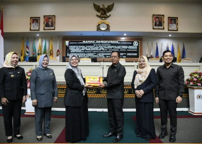 DPRD Lampung Terima Dokumen Raperda Pertanggungjawaban APBD 2022