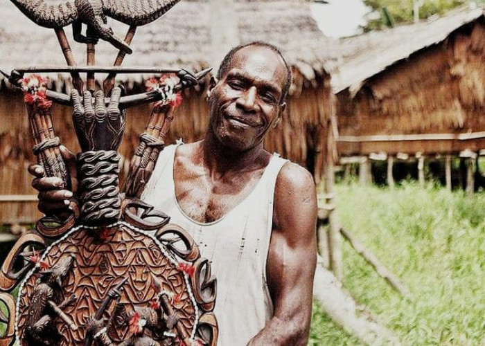 Sangat Terikat dengan Leluhur, Begini Corak dan Motif Ukiran Khas Suku Asmat Papua