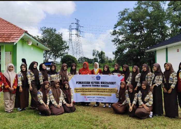 Mahasiswa Akuntansi Universitas Teknokrat Latih Keterampilan Telephoning Siswa SMKN 1 Tegineneng