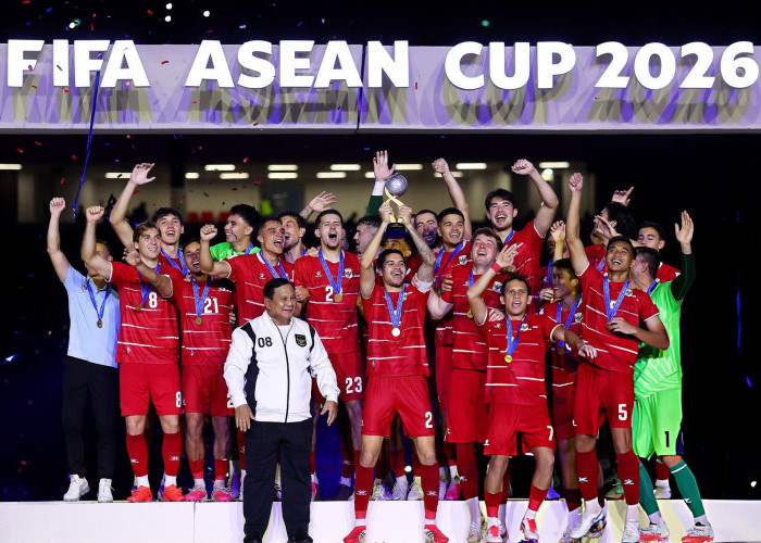Menang Dalam Drama Tostosan Atas Thailand, Timnas Indonesia Resmi Sabet Trofi Juara FIFA ASEAN Cup 2026