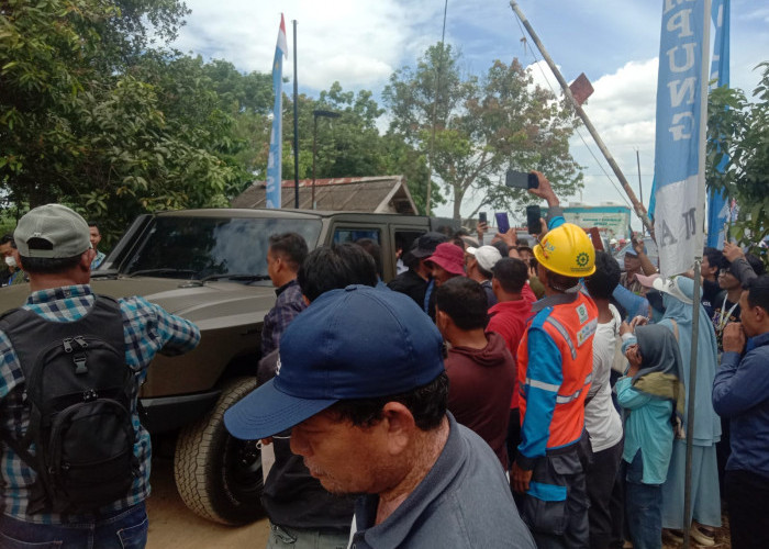 Petani Lampura Geruduk Menhan Minta Kepastian Harga Singkong di Lampung 