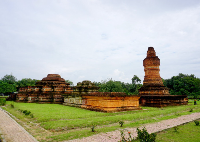 Terletak Pada Pulau Sumatera, 7 Candi Ini Memiliki Pemenadangan Layaknya Lukisian