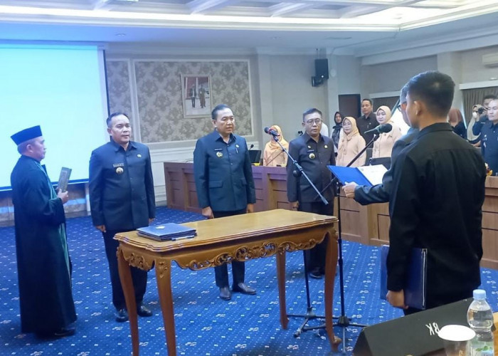 Pemprov Lampung Kembali Rolling Pejabat, Edwin Rusli Resmi Jabat Kadinkes Definitif
