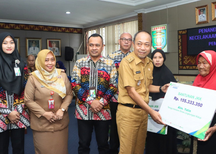 Alhamdulillah, Pemkab Lampung Utara Serahkan Bantuan BPJS