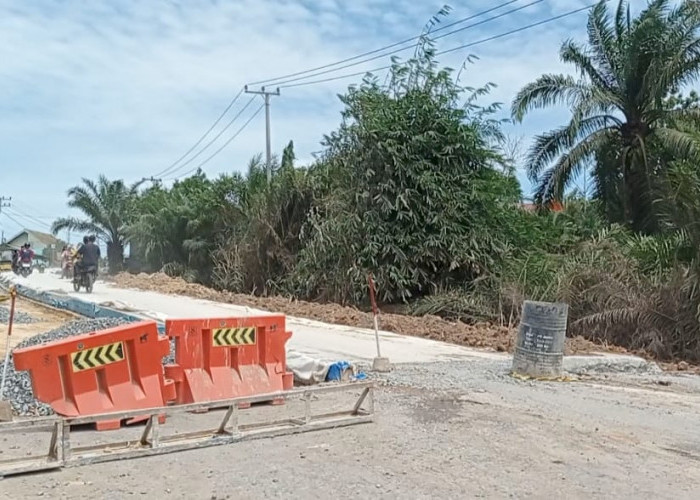 Dishub Mesuji Terapkan Rekayasa Lalu Lintas di Jalan Brabasan Akibat Perbaikan Jalan