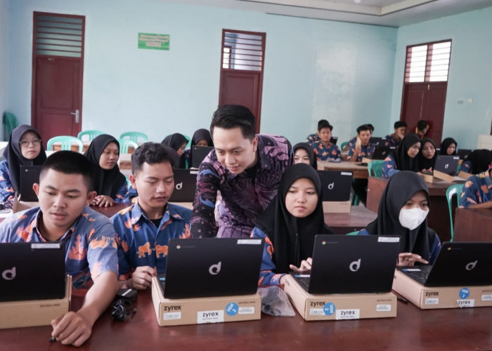 Universitas Teknokrat Indonesia Kenalkan Teknologi Global ke Siswa SMAN 11 Bandar Lampung