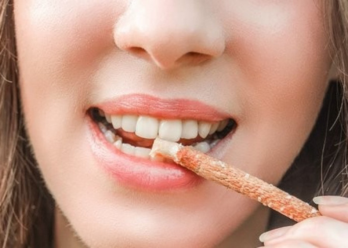 Dalil Hadis Bersiwak Saat Puasa, UAH Jelaskan Status Riwayat dan Anjuran Menjaga Kebersihan Mulut