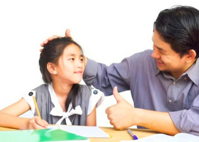 13 Parenting Dalam Islam yang Harus Diterapkan Orang Tua Ketika Mendidik Anak