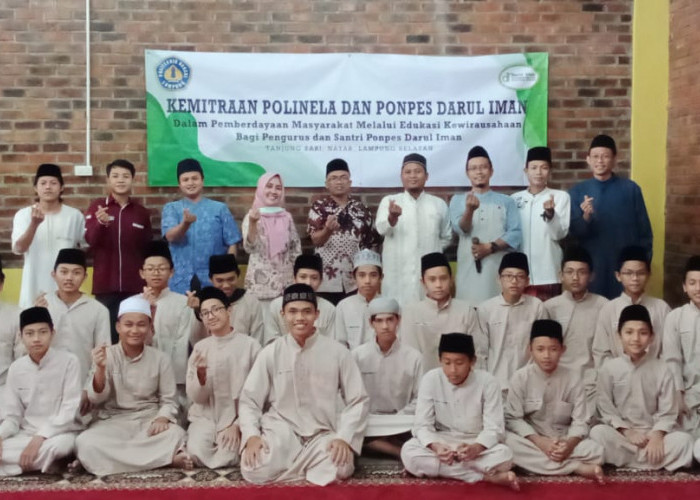 Tim Pengabdian Polinela Edukasi Kewirausahaan, Bagi Pengurus dan Santri Ponpes Darul Iman Tanjung Sari Natar 