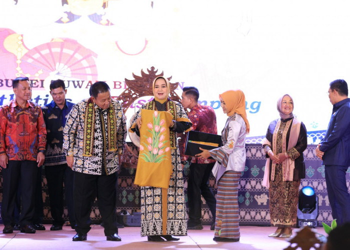 Pemprov Lampung Komitmen Terus Dukung dan Fasilitasi Pengrajin Ekonomi Kreatif