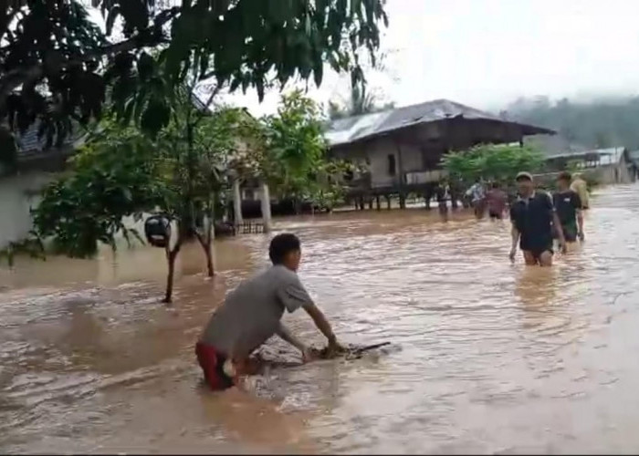 Sempat Surut, Puluhan Rumah di Bumi Hantatai Kembali Terendam Banjir