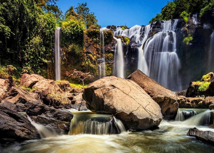 Hanya Sekitar 1.5 Jam Dengan Pesawat, Dari Jakarta ke Way Kanan Lampung, Dikenal Negeri 1001 Air Terjun 