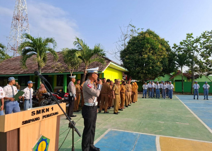 Satlantas Polres Mesuji Sampaikan Pesan Tertib Berlalu Lintas di Sekolah