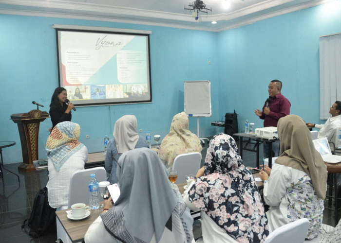 Radar Lampung Gelar Public Speaking dan Master Of Ceremony Class
