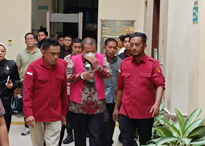 Sidang Korupsi PT LEB Memanas, Jaksa Sebut Arinal Djunaidi Titip Adik Ipar Jadi Direktur Operasional