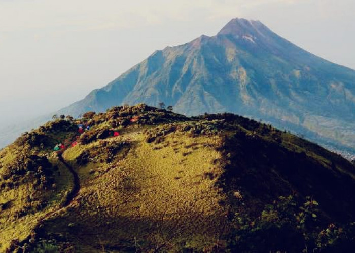 7 Wisata Alam Gunung di Jawa Tengah, Ada Prau yang Jadi Primadona