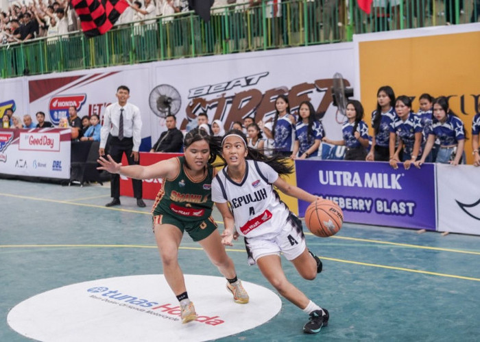 SMAN 10 Bandar Lampung Melaju ke Final DBL Usai Tekuk SMA YP Unila dalam Duel Sengit