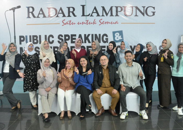 Radar Lampung Gelar Pelatihan Public Speaking dan Master Of Ceremony Class