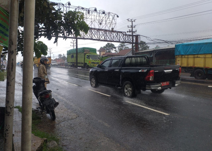 Potensi Hujan dengan Intensitas Ringan dan Lebat di Lampung akan Bertahan hingga Tiga Hari