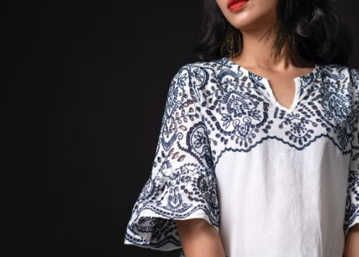 5 Dress Batik Wanita Trendy yang Lagi Hits dan Wajib Kamu Punya