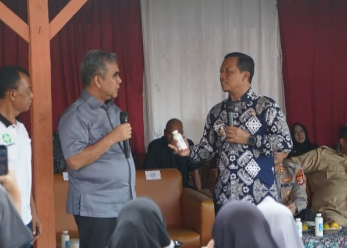 Peternak Kambing Perah di Pringsewu Ditantang Ahmad Muzani, Target Hasilkan 500 Liter Susu Per Hari!