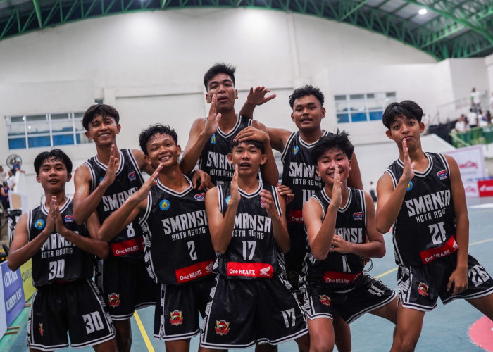 Dari Canda Hingga Kendali Lapangan, Ini Cerita di Balik Kesuksesan Comeback SMAN 1 Kota Agung di DBL Lampung