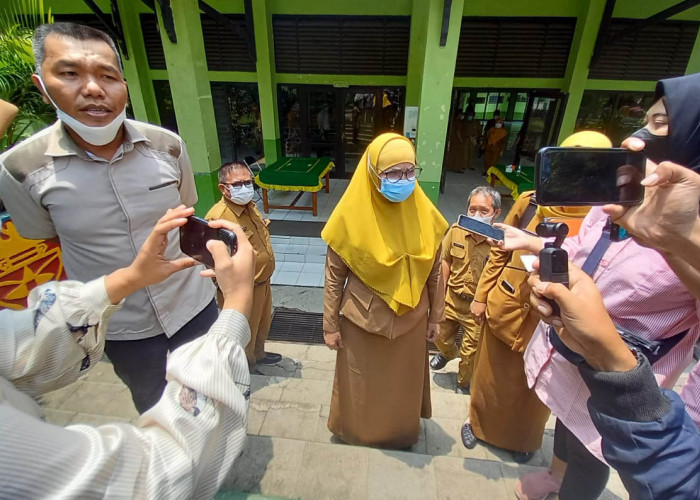 Guru PPPK Curhat ke Hotman Paris, Kepala Disdikbud Bandar Lampung Kumpulkan Kepala Sekolah 