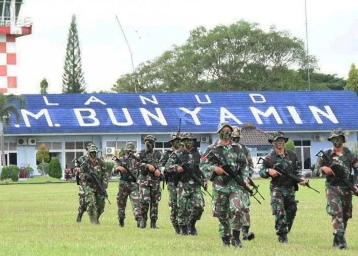 Prajurit TNI AU Asah Kemampuan Navigasi Darat