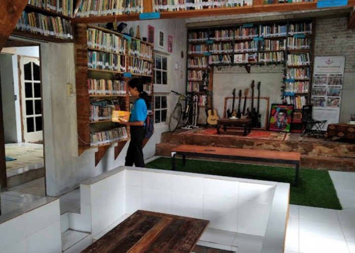 Baca di Bataranila, Mini Book Cafe di Lampung, Ada Perpustakaan dan Ruang Temu 