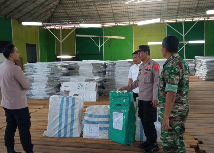 Pastikan Logistik KPU Aman, Kapolres dan Dandim Cek Gudang