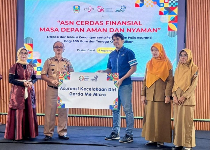 OJK Lampung Kolaborasi Proteksi 150 ASN Guru di Pesisir Barat, Tekan Gap Literasi dan Pinjol Ilegal