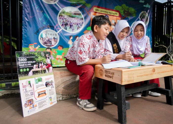 PT Nestle Indonesia Luncurkan Program Distribusi 5.000 Bangku Daur Ulang ke 500 Sekolah Dasar di Indonesia