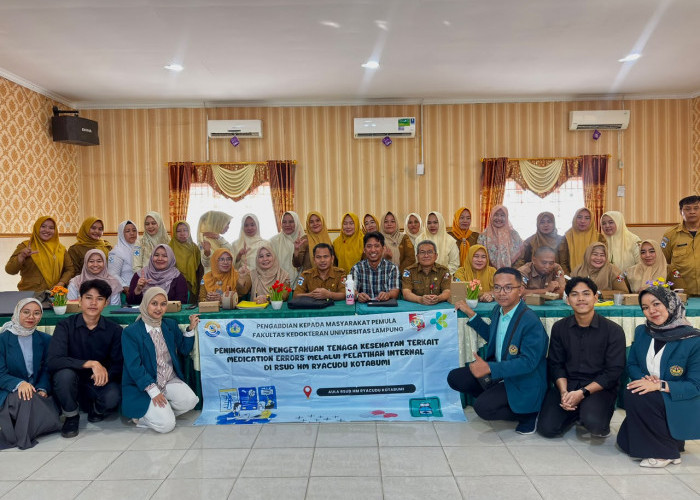 Tim Dosen FK Unila Latih Tenaga Kesehatan Lewat Pelatihan Internal Medication Errors di RSUD HM Ryacudu