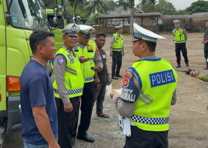 Kendaraan Sumbu 3 Non Prioritas di Jalinsum Tulang Bawang Jadi Sasaran Operasi Penyekatan