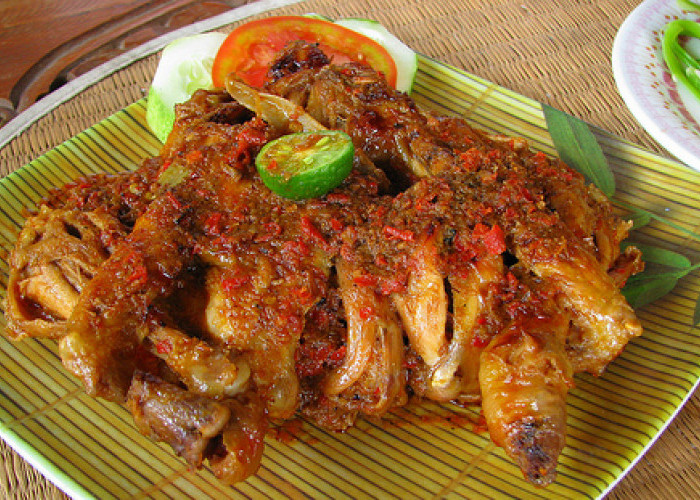 Cuma Tahu Ayam Betutu? Ini Makanan Khas Bali yang Recomen untuk Dicoba