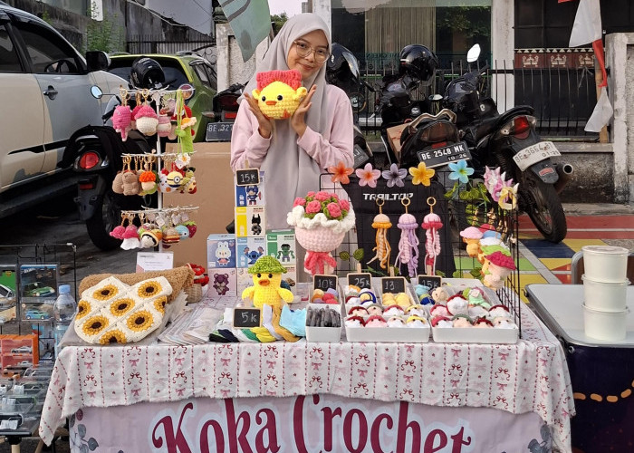 Hobi Rajut Berbuah Cuan, Wanita ini Kembangkan 'Koka Crochet' dari Keterbatasan Pandemi