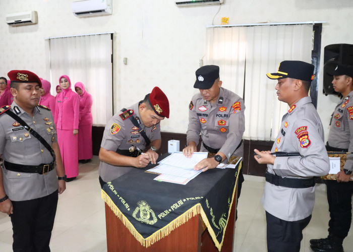 Dua Pejabat Polres Lampura Berganti, Kapolres Pimpin Sertijab