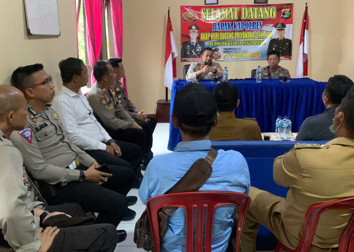 Kunker ke Polsek BNS, Kapolres Lampung Barat Beri Empat Penekanan 