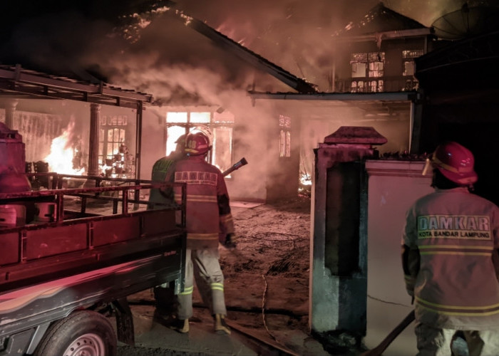 Pangkalan Gas LPG Di Kota Sepang Bandar Lampung  Ludes Terbakar, Satu Pekerja Alami Luka Bakar 50 Persen