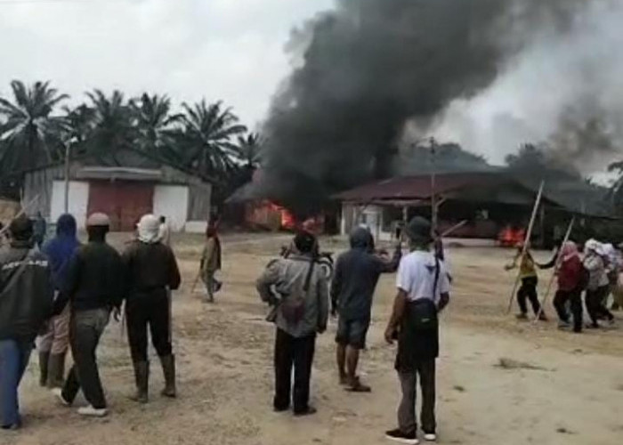 Mess PT BSA Dibakar Massa, Konflik Lahan di Anak Tuha Lampung Tengah Kembali Memanas