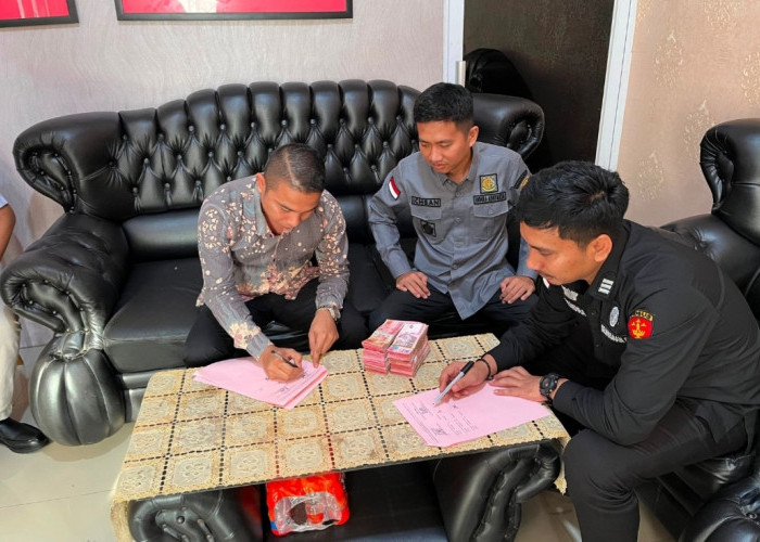 ​Tindak Tegas Koruptor, Kejari Way Kanan Eksekusi Denda Rp100 Juta Perkara SPAM