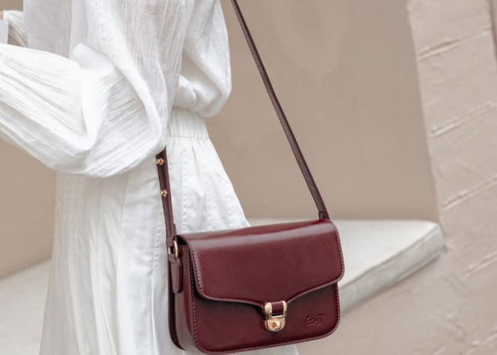 5 Slingbag Leather Wanita Dari Brand Lokal yang Bikin Gaya Makin Standout
