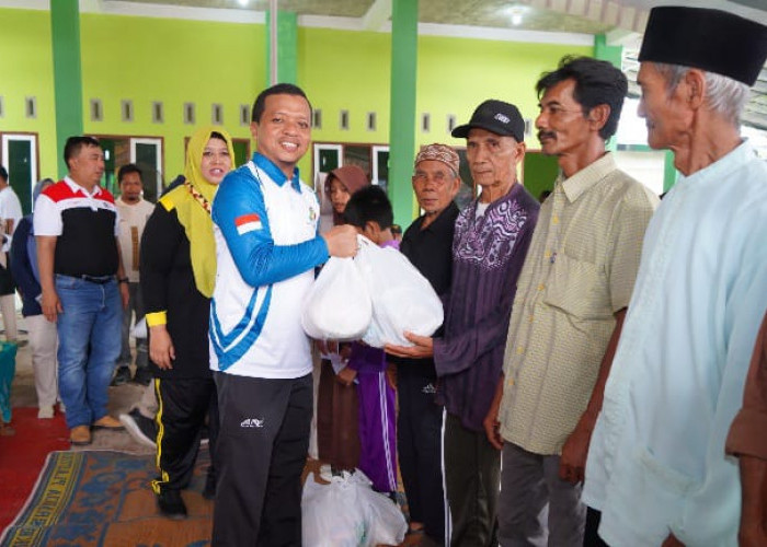 Listrik Tak Stabil dan Fasilitas Ibadah Minim, Warga Tanjung Dalam Sampaikan Keluhan Langsung ke Bupati