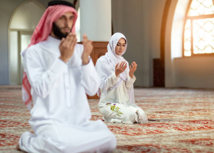 7 Amalan Pembuka Pintu Rezeki, Umat Muslim Wajib Tahu