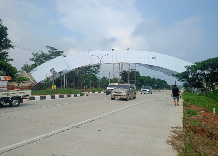 Usung Tema Pi'il Pesenggiri, Lampung City Gate Tahap Pertama Rampung Dikerjakan 