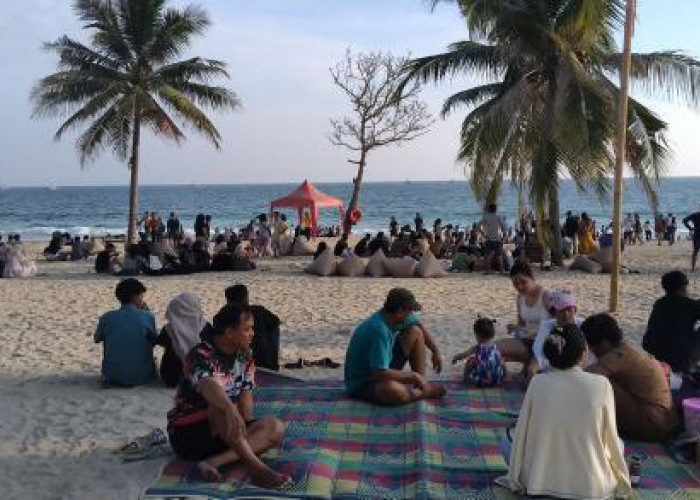 Ribuan Masyarakat Liburan ke Rio by the Beach yang baru Dibuka Tahun Ini