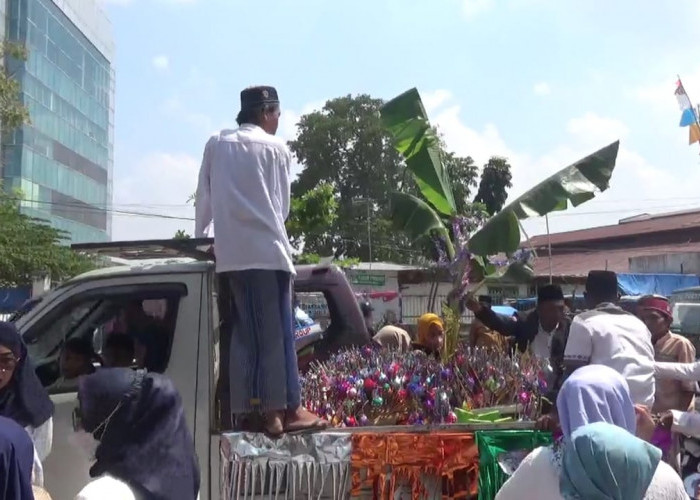 Pawai Telur Ramaikan Peringatan Maulid Nabi Muhammad SAW di Bandar Lampung