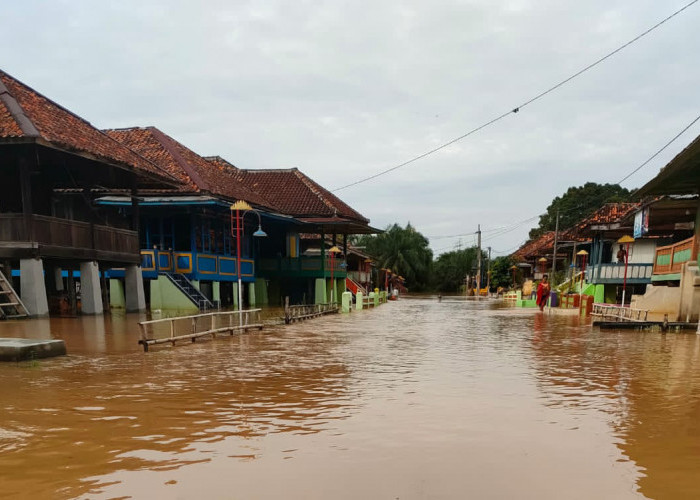 Ratusan Rumah di Way Kanan Terendam, Waspada Banjir Susulan!