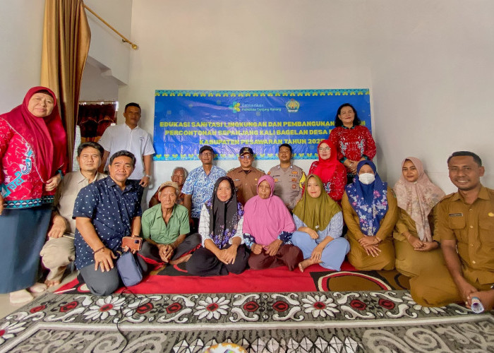 Dorong Sanitasi Sehat, Pengabmas Poltekkes Tanjungkarang Bangun Jamban Percontohan di Desa Bagelen